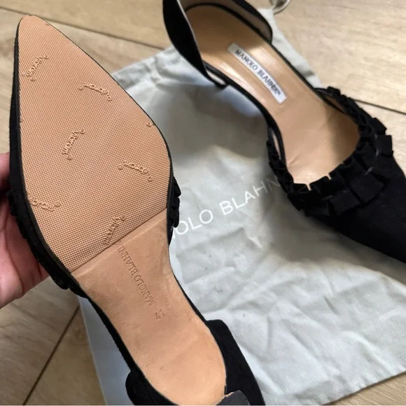 Manolo Blahnik Black Suede Kitten Heel Size 10 41 - Picture 4 of 7